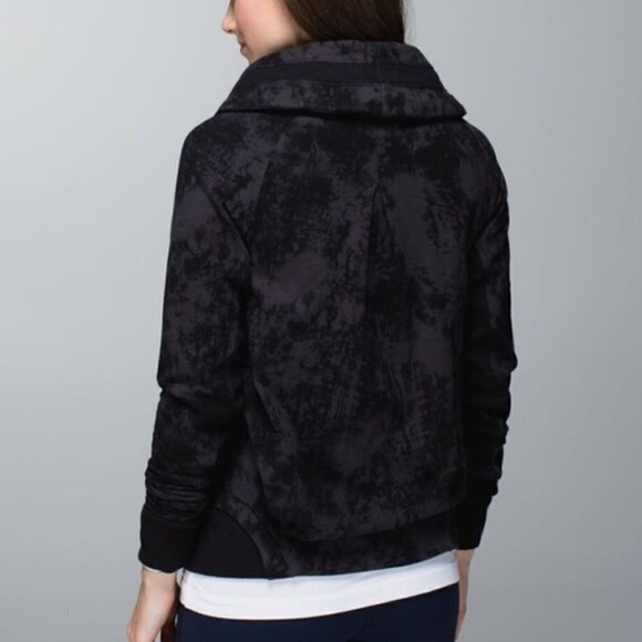 Lululemon To Class Jacket - 12 - Picture 2 of 7